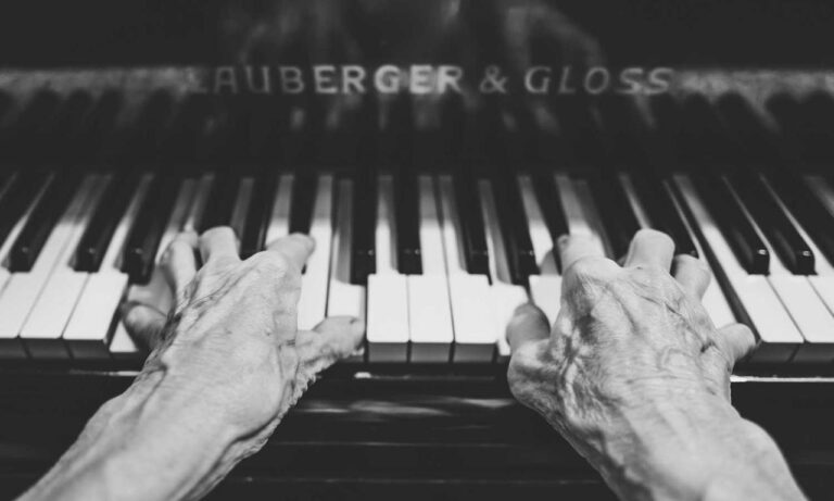 what should people with dhozotic disease eat